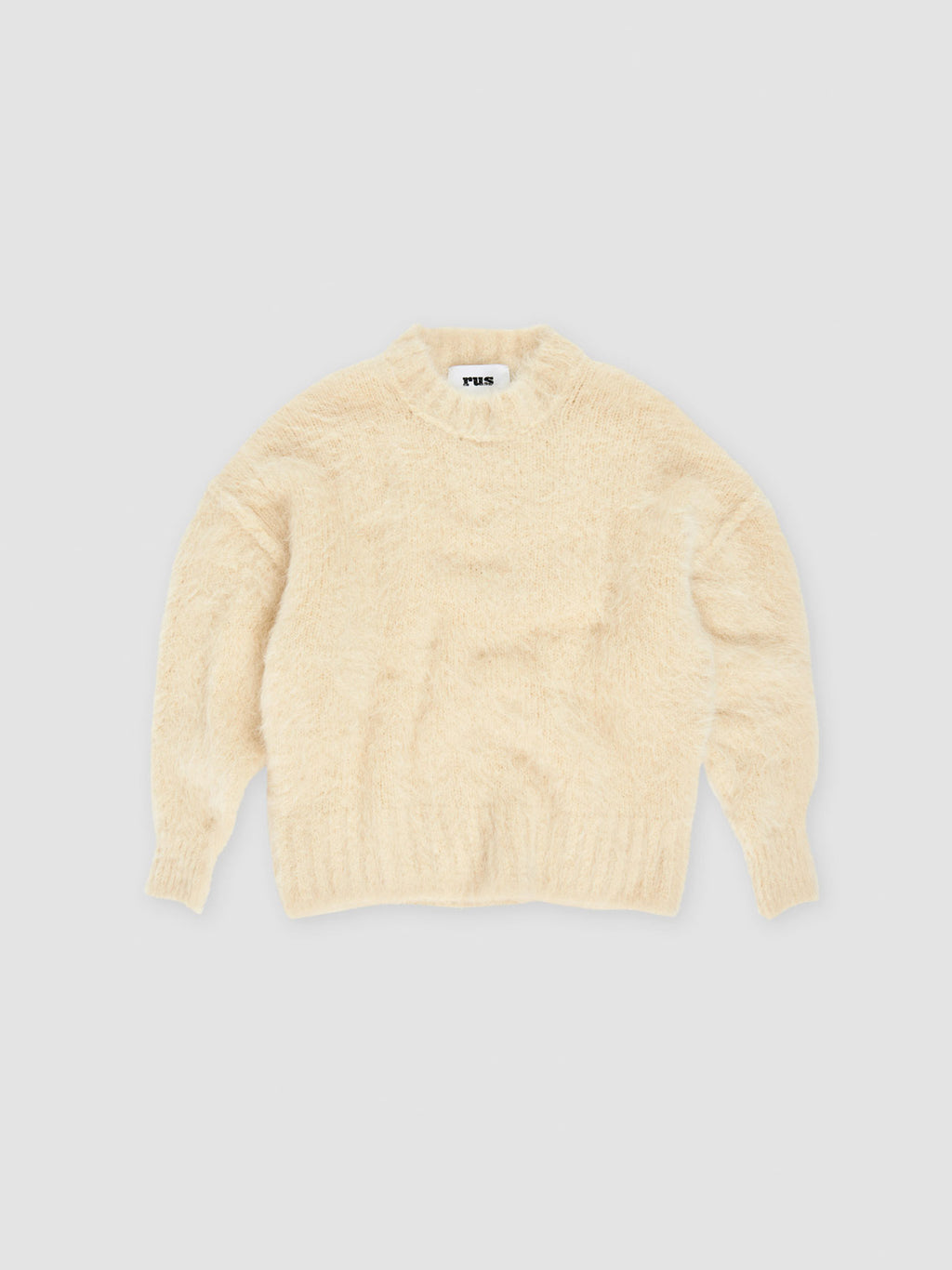 Sakuru sweater