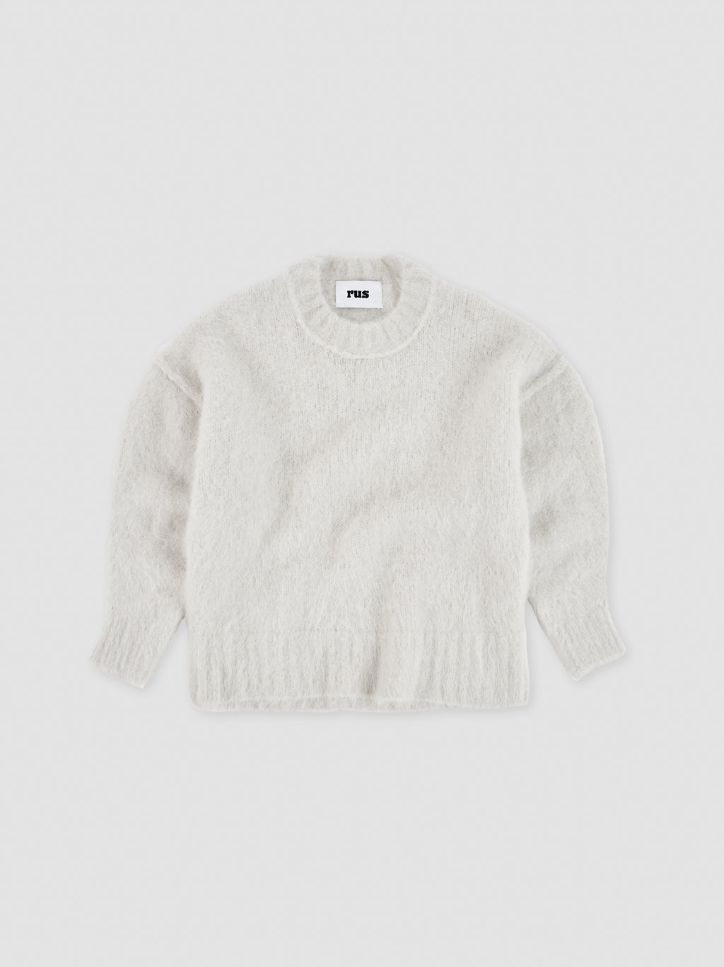 Sakuru sweater