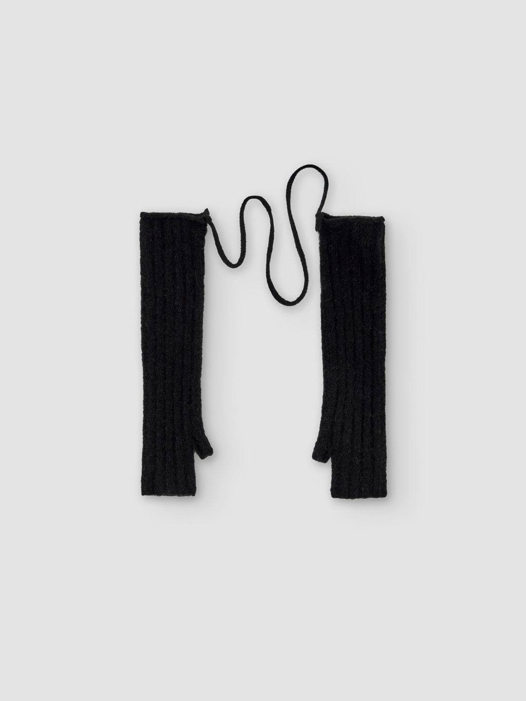 Mijikai mittens