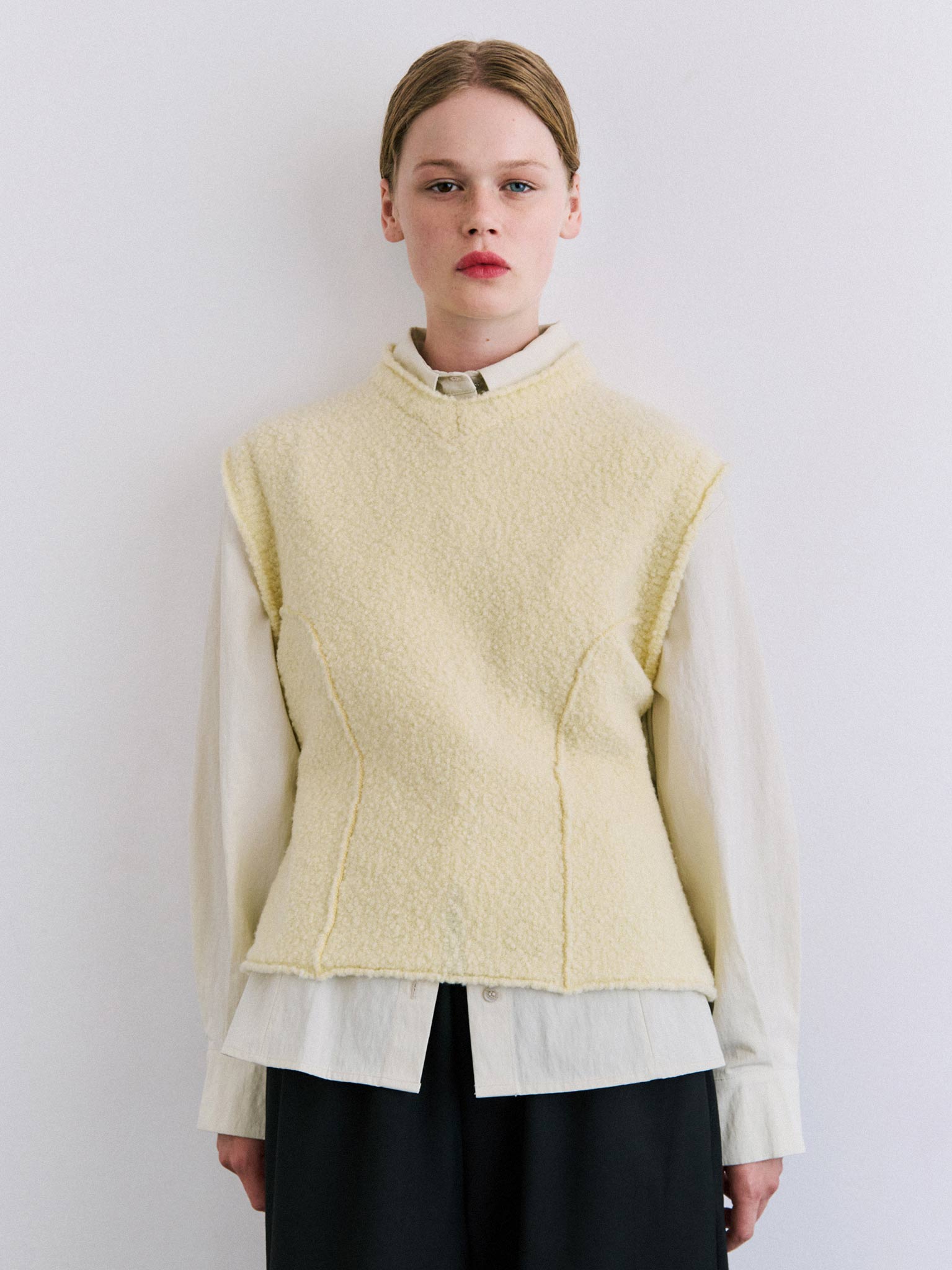 Nashi vest