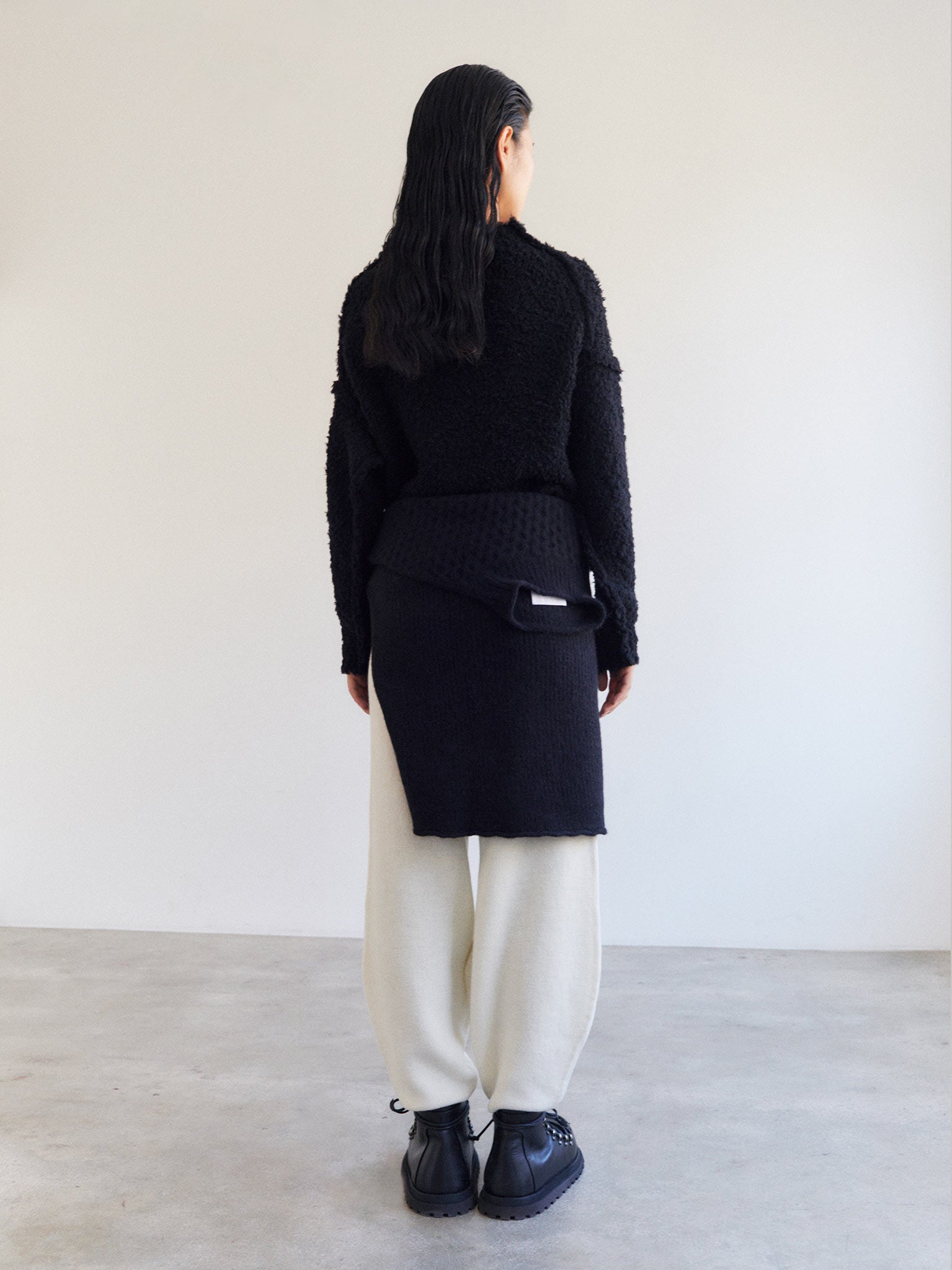 Nemuri sweater