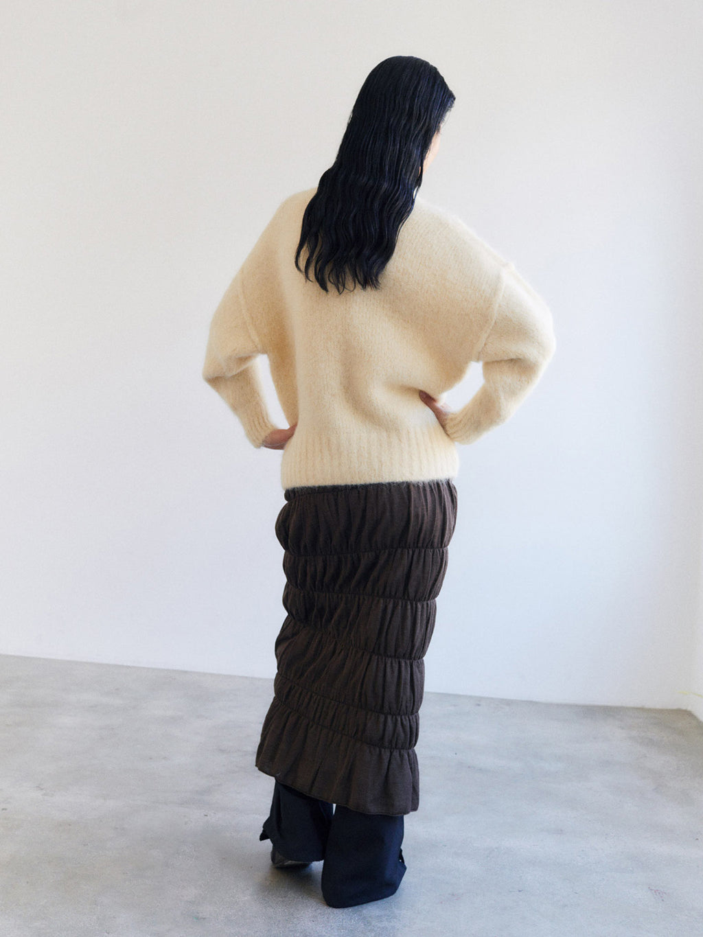 Sakuru sweater
