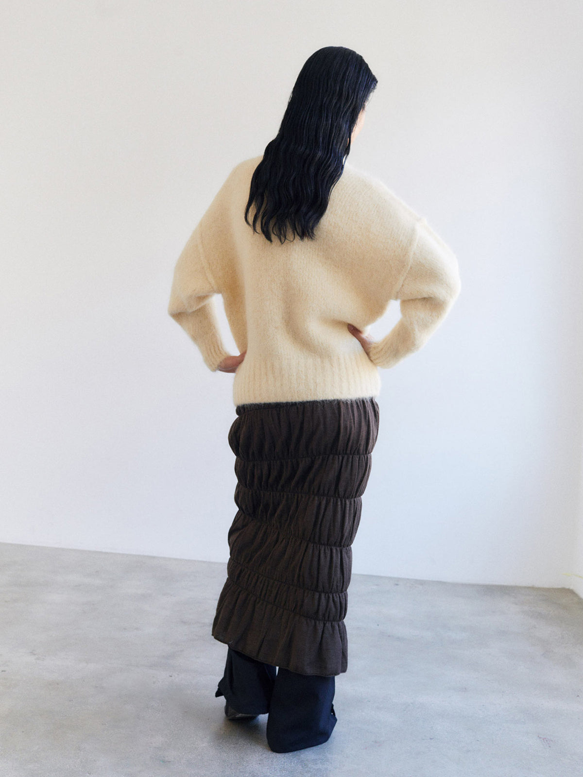 Sakuru sweater