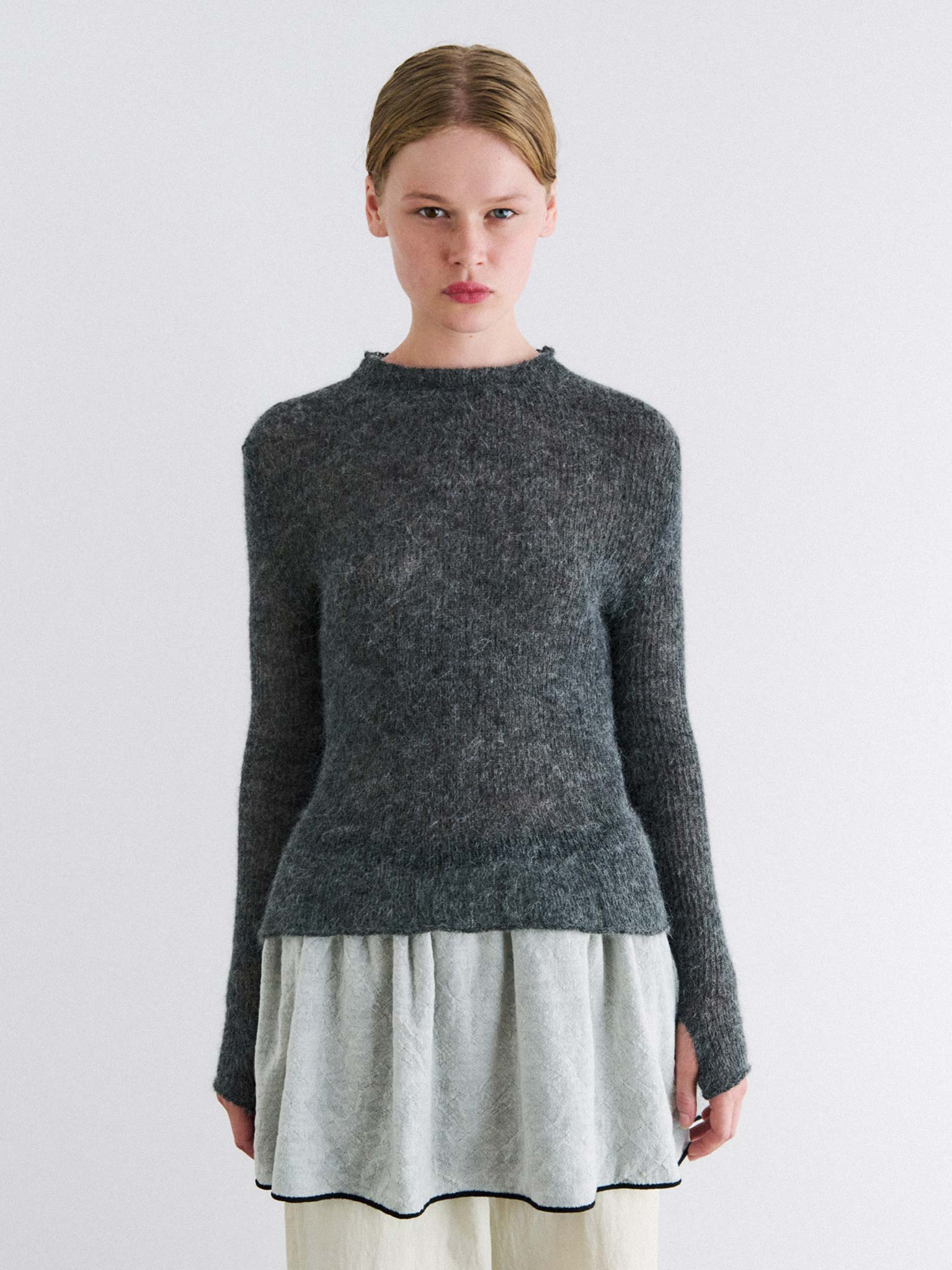 Yubi sweater