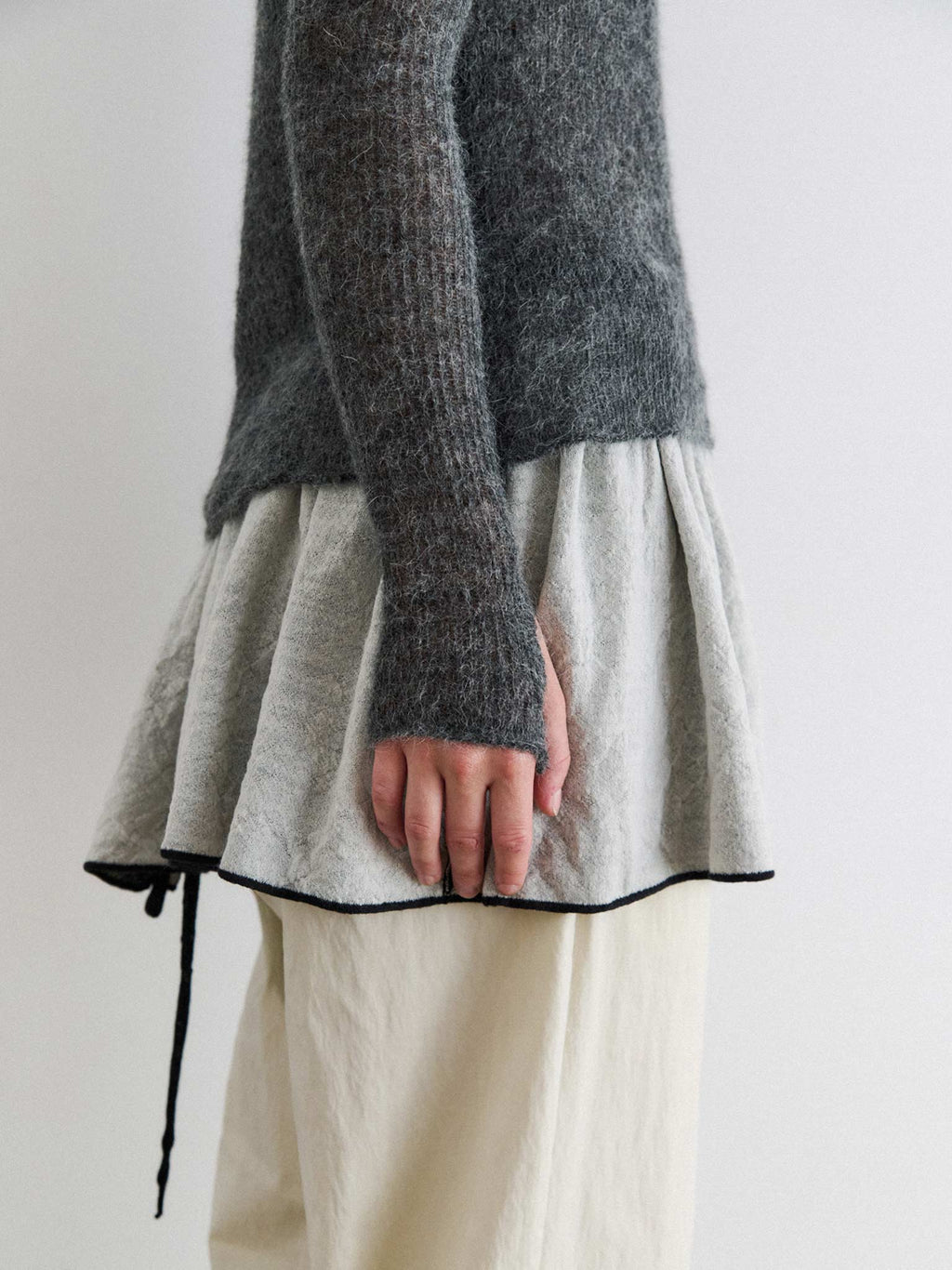 Yubi sweater