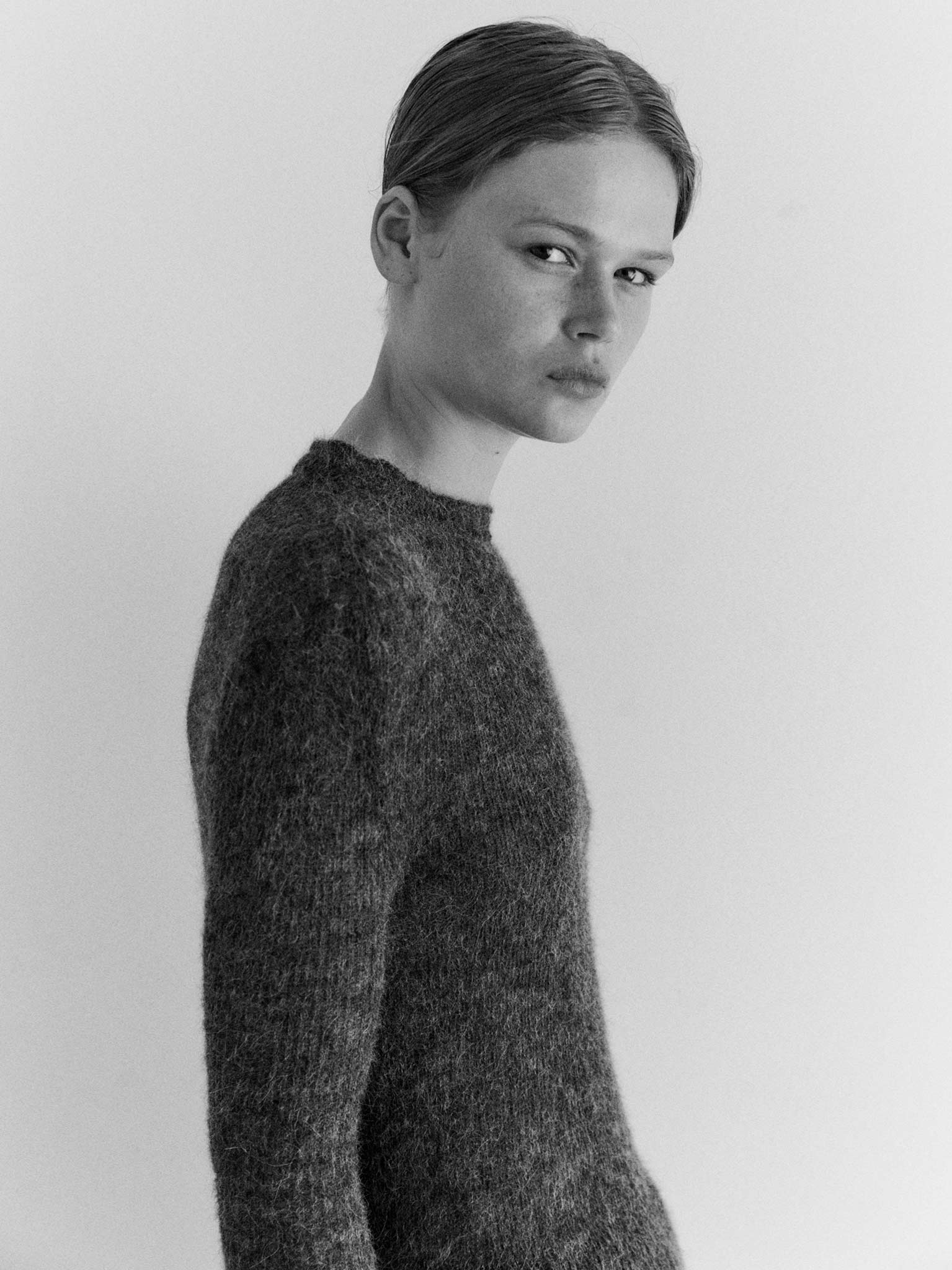 Yubi sweater