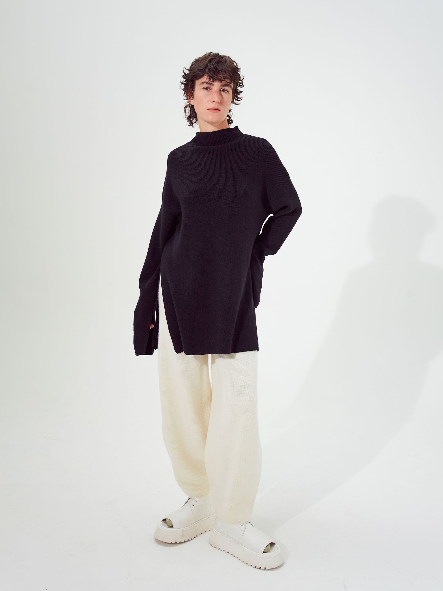 Sutereo sweater